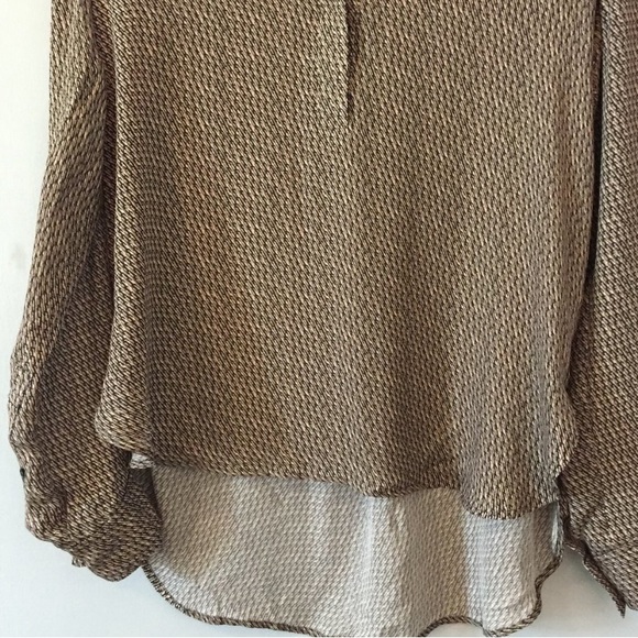 Vince Diagonal Print Silk Placket Blouse - Picture 4 of 6